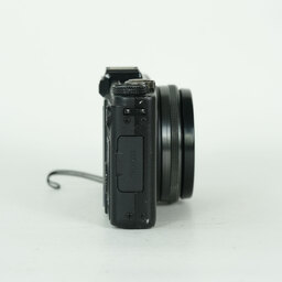 OLYMPUS XZ-1 ブラック