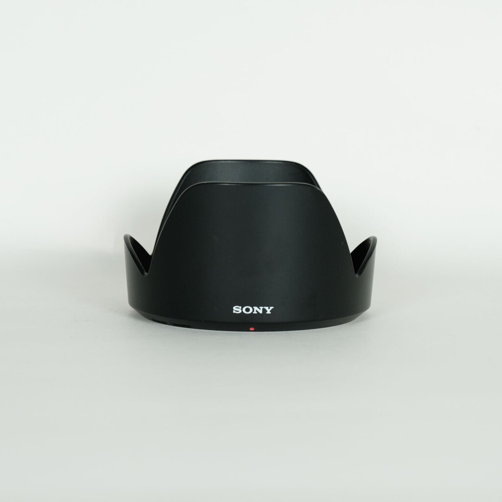 SONY E18-200mm F3.5-6.3 OSS SEL18200