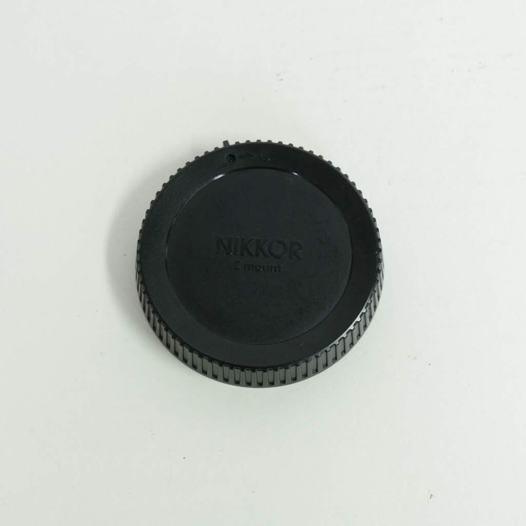 Nikon NIKKOR Z 40mm f/2 Nikon NIKKOR Z 40mm f/2