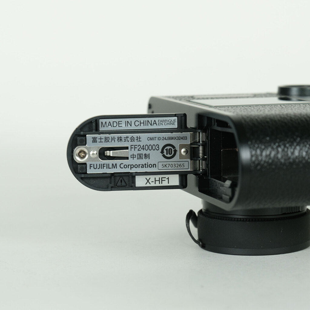 FUJIFILM X half X-HF1の出品 | ONE SCENE（ワンシーン）