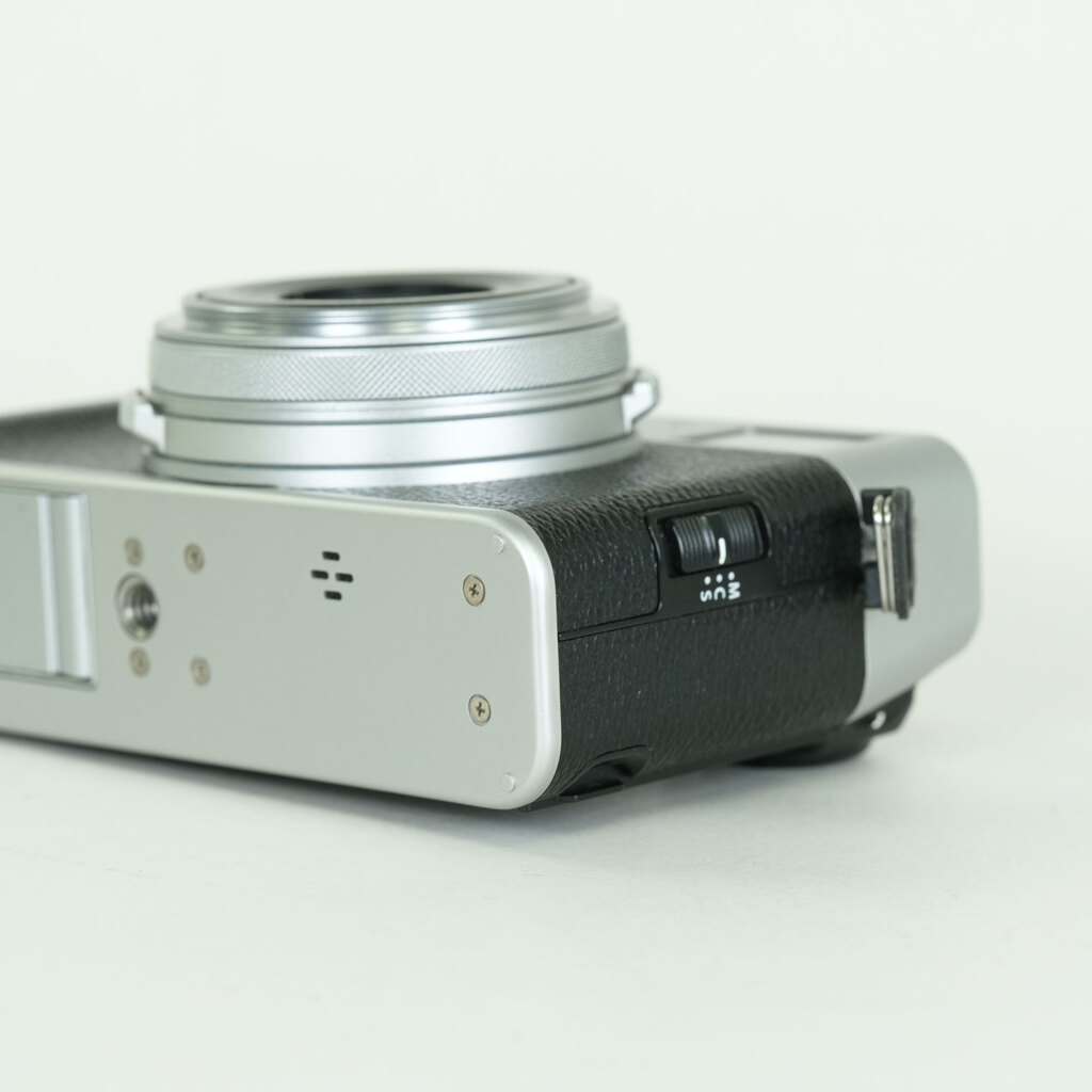 FUJIFILM X100V シルバー FUJIFILM X100V シルバー
