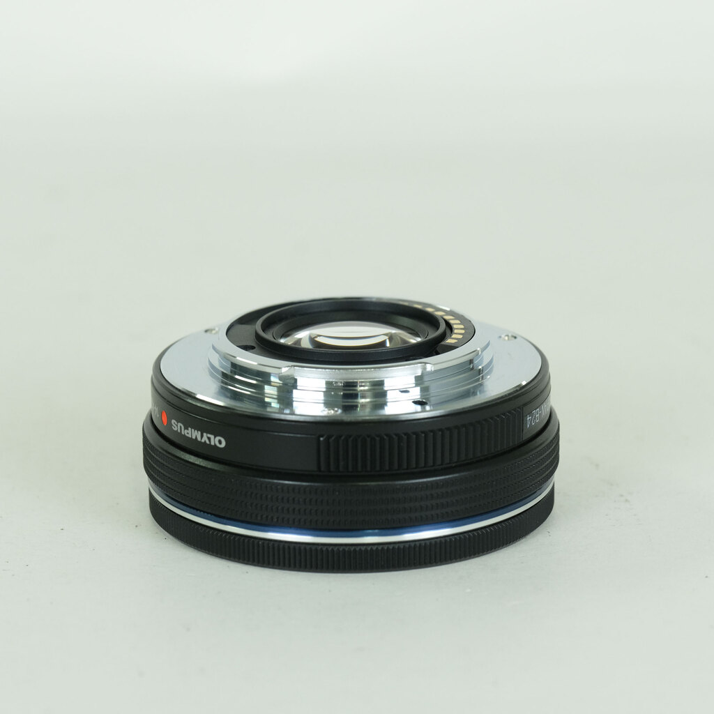 OLYMPUS M.ZUIKO DIGITAL ED 14-42mm F3.5-5.6 EZ ブラック