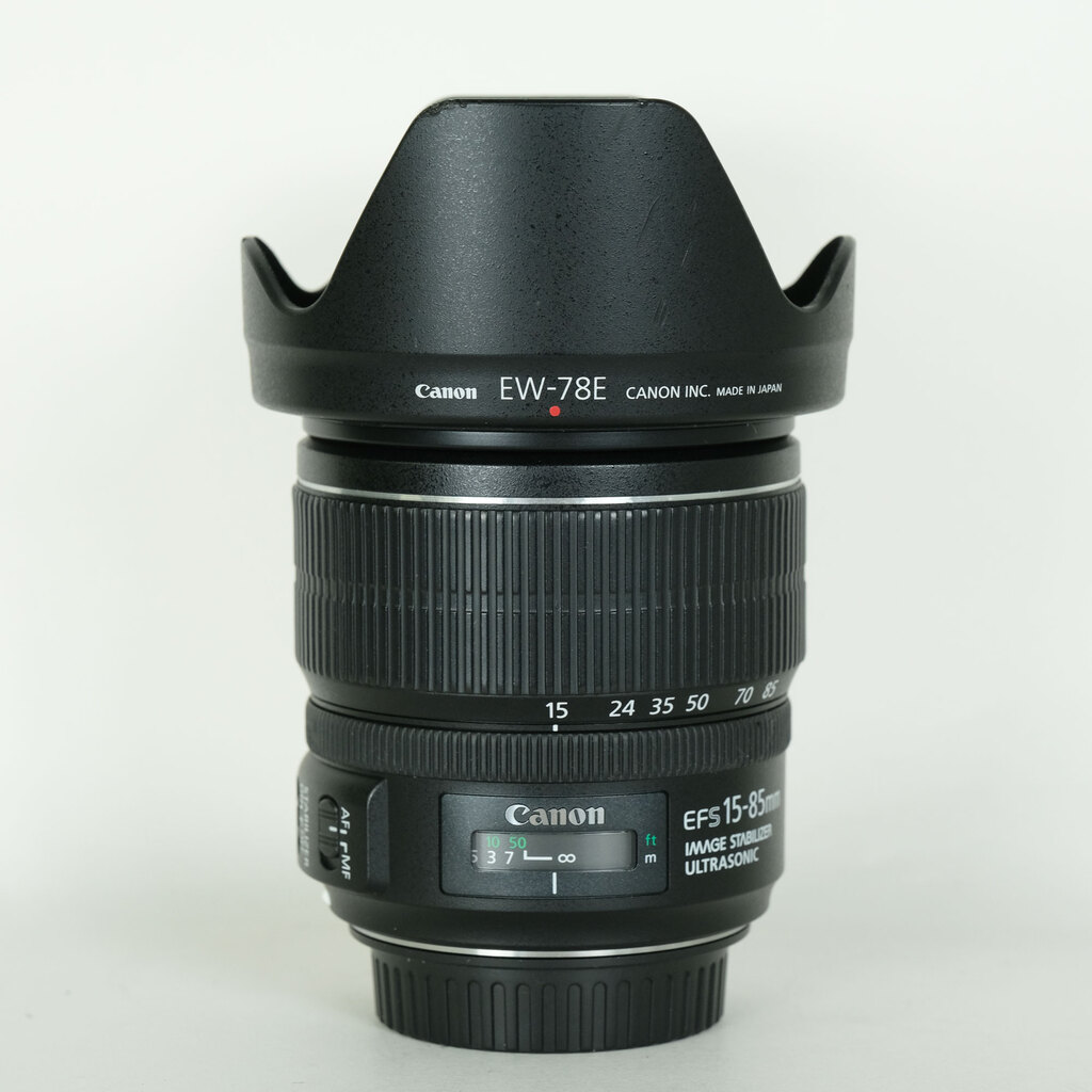 Canon EF-S15-85mm F3.5-5.6 IS USM