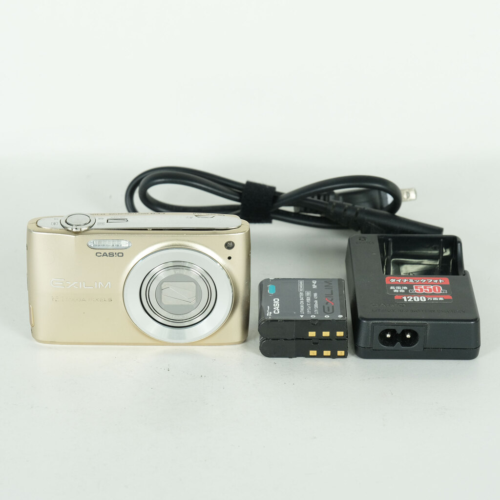 CASIO EXILIM EX-Z400GD ゴールドの出品 | ONE SCENE（ワンシーン）