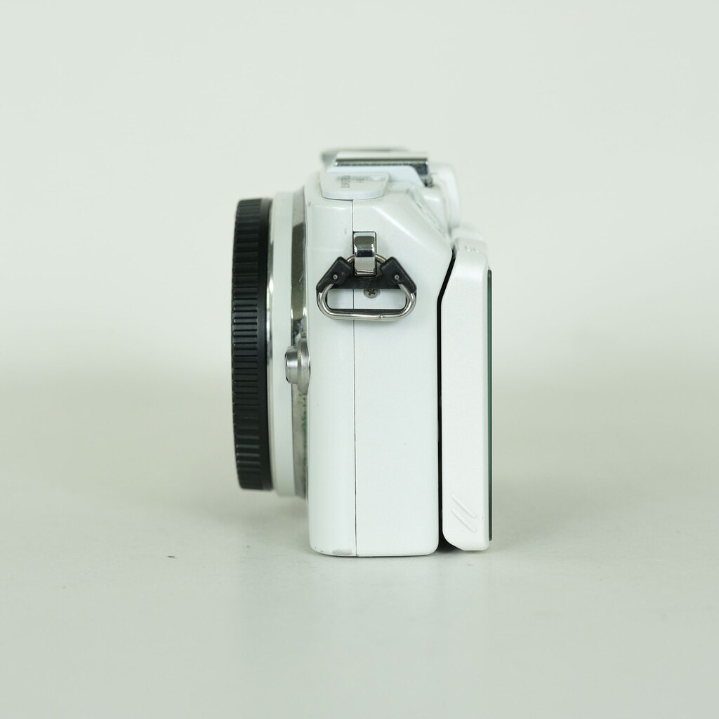 OLYMPUS PEN Lite E-PL6 ボディ ホワイト