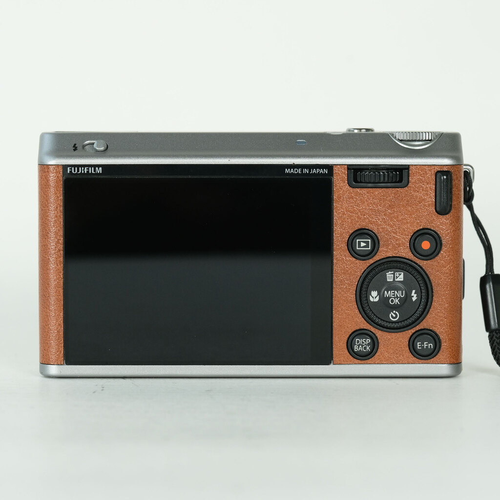 FUJIFILM XF1 ブラウン FUJIFILM XF1 ブラウン
