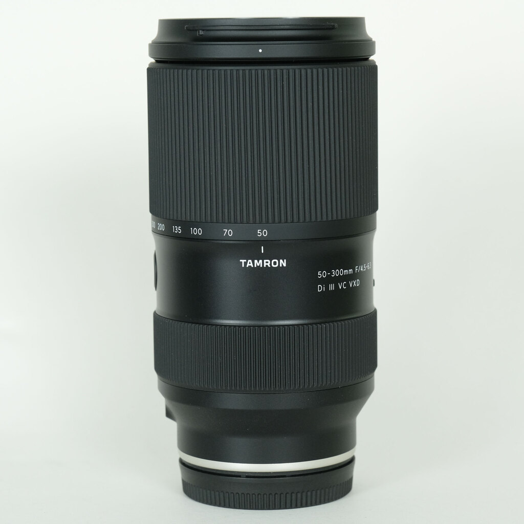 TAMRON 50-300mm F/4.5-6.3 Di III VC VXD (Model A069) [�\�j�[E�p]