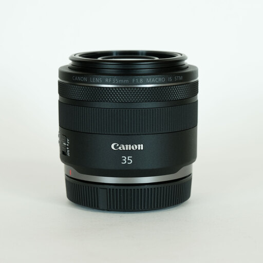 Canon RF35mm F1.8 MACRO IS STM