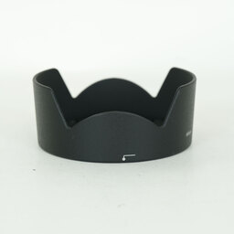 Nikon AF-S DX NIKKOR 18-140mm F3.5-5.6G ED VR Nikon AF-S DX NIKKOR 18-140mm F3.5-5.6G ED VR