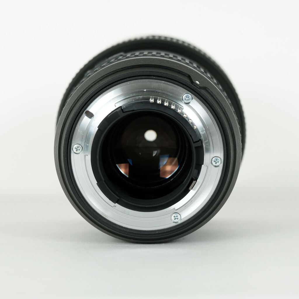 Nikon AF-S NIKKOR 16-35mm F4 G ED VR