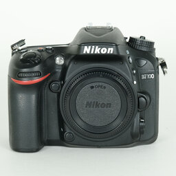Nikon D7100