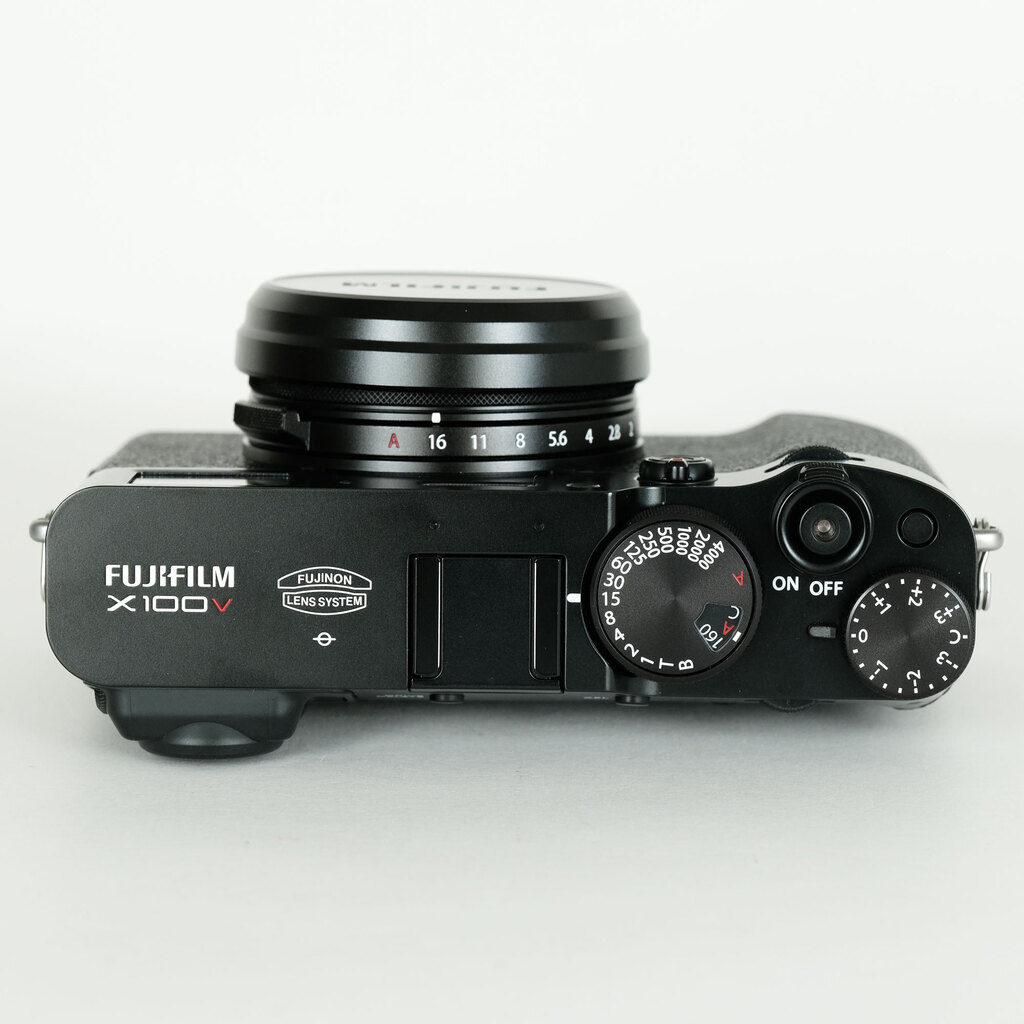 FUJIFILM X100V ブラック