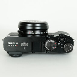FUJIFILM X100V ブラック