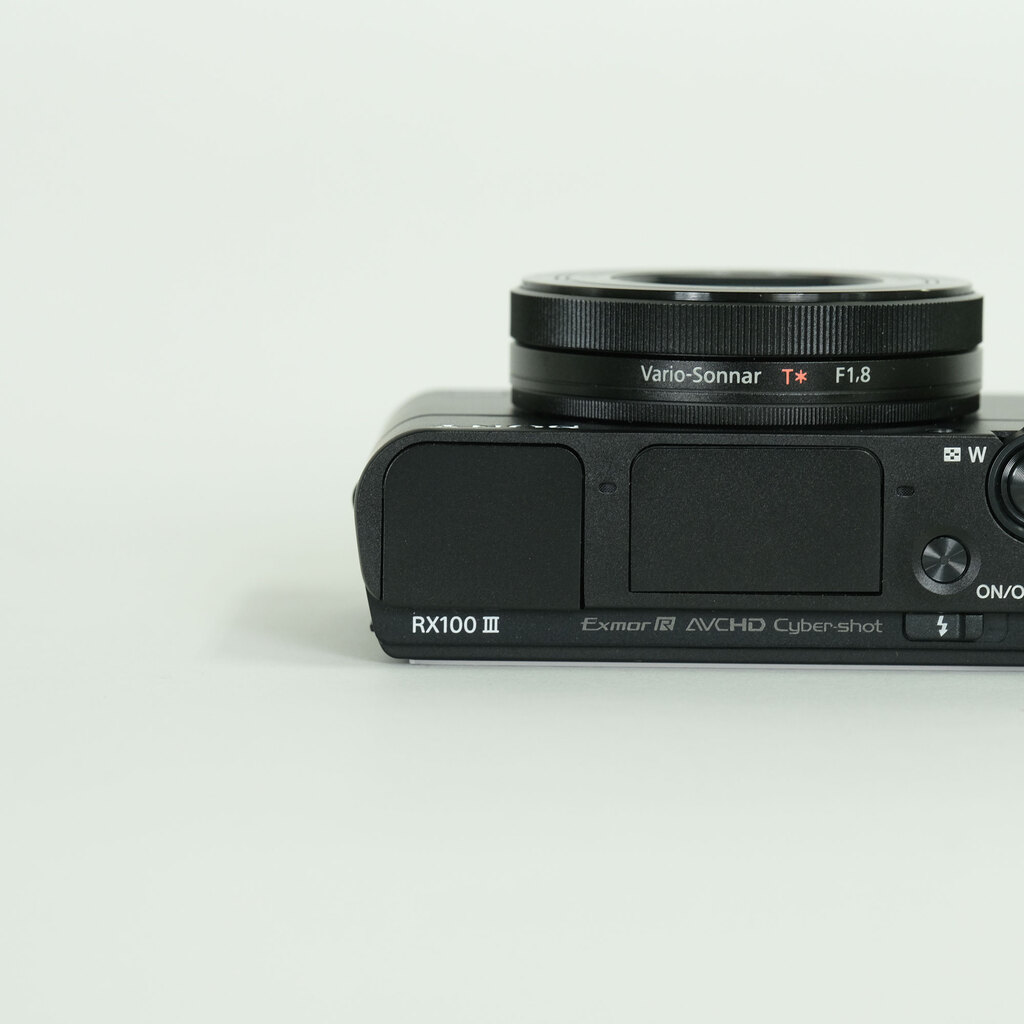 SONY Cyber-shot DSC-RX100M3