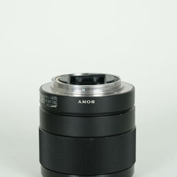 SONY FE 28mm F2 SEL28F20