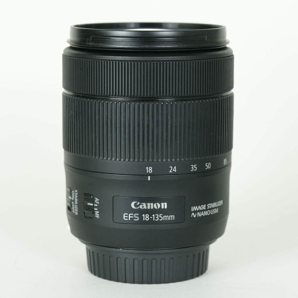 Canon EF-S18-135mm F3.5-5.6 IS USM