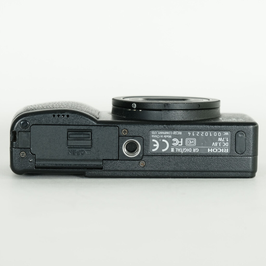 RICOH GR DIGITAL III