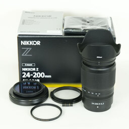 Nikon NIKKOR Z 24-200mm f/4-6.3 VR Nikon NIKKOR Z 24-200mm f/4-6.3 VR