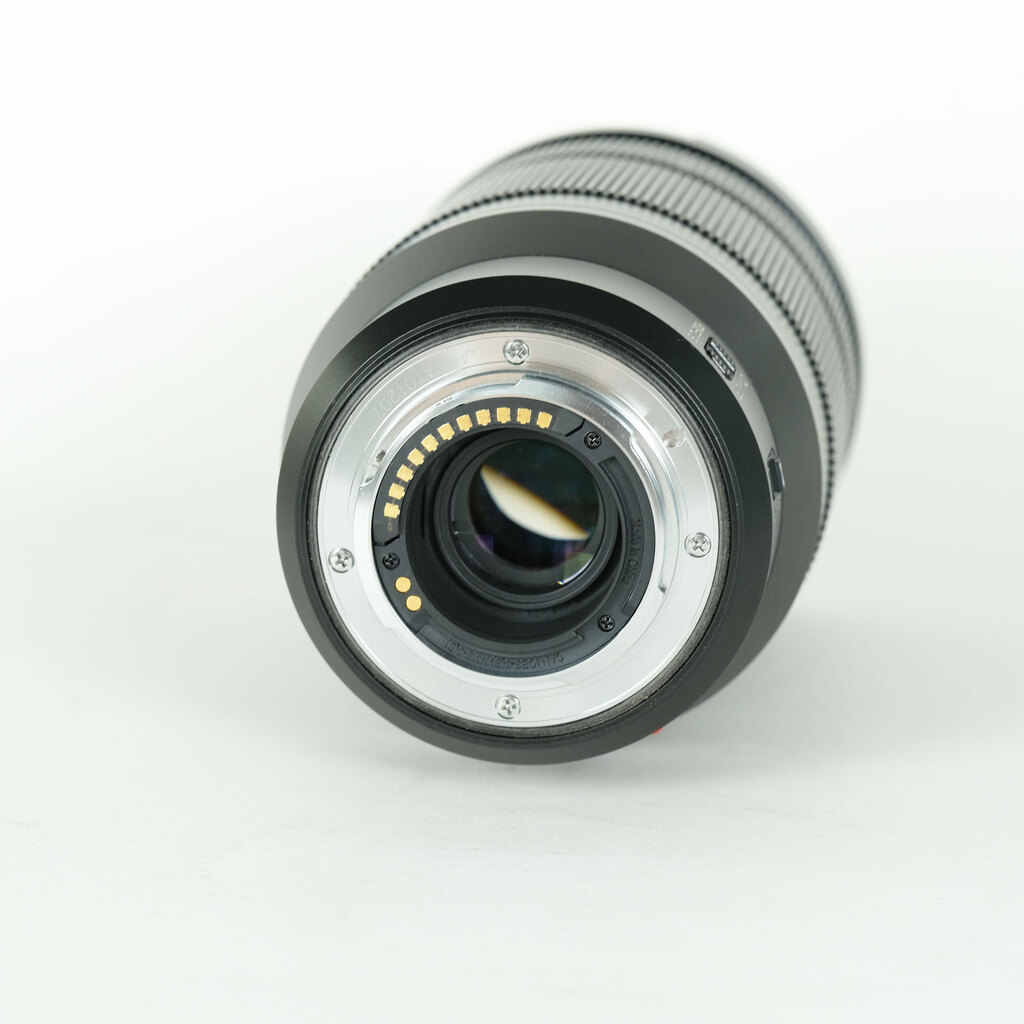 Panasonic LEICA DG VARIO-ELMARIT 50-200mm / F2.8-4.0 ASPH. / POWER O.I.S. Panasonic LEICA DG VARIO-ELMARIT 50-200mm / F2.8-4.0 ASPH. / POWER O.I.S.