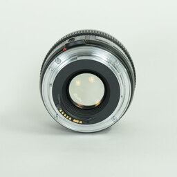 Canon EF28mm F1.8 USM Canon EF28mm F1.8 USM
