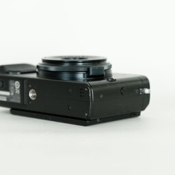 FUJIFILM X70 ブラック