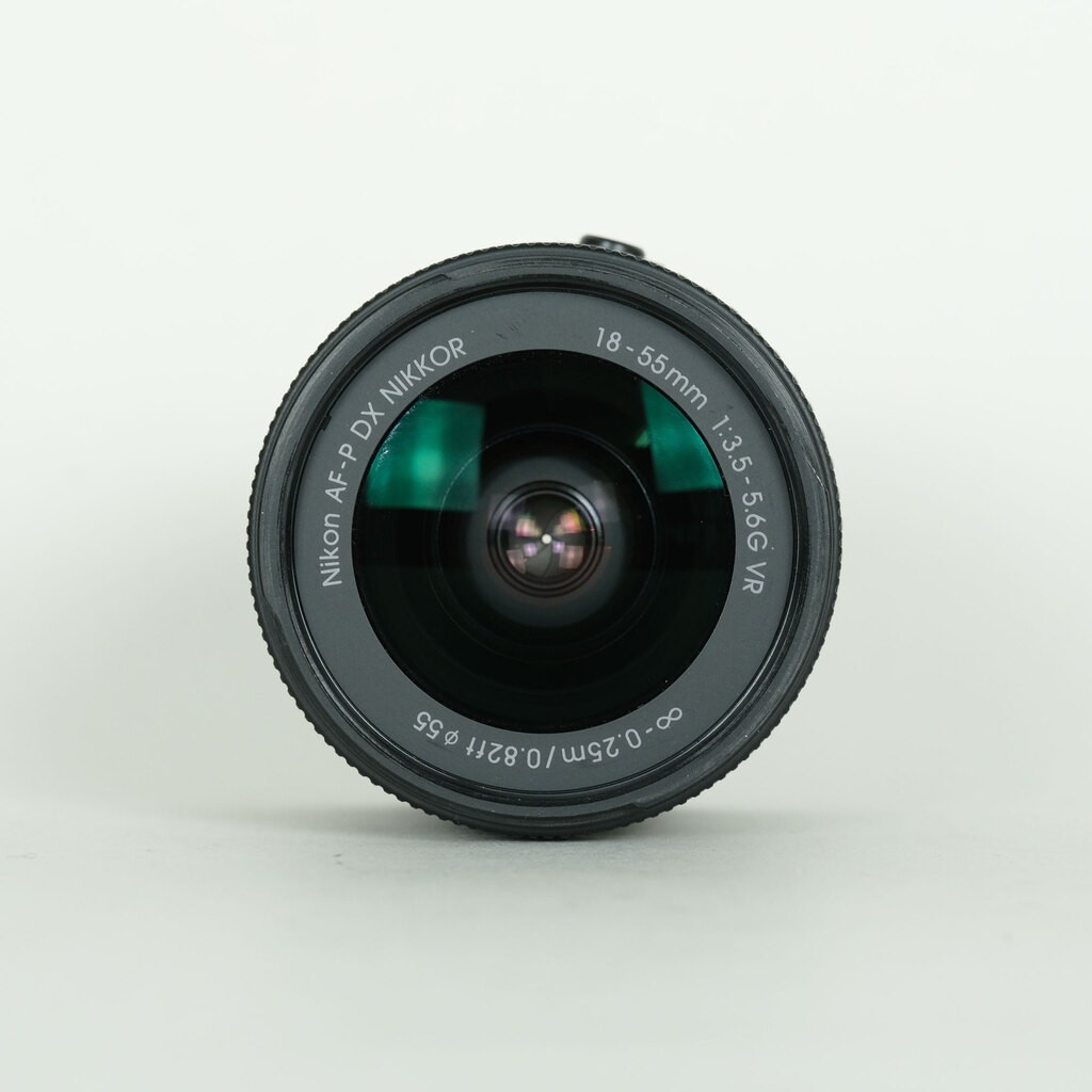Nikon AF-P DX NIKKOR 18-55mm F3.5-5.6G VR Nikon AF-P DX NIKKOR 18-55mm F3.5-5.6G VR