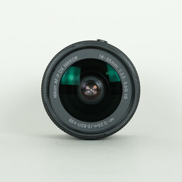 Nikon AF-P DX NIKKOR 18-55mm F3.5-5.6G VR Nikon AF-P DX NIKKOR 18-55mm F3.5-5.6G VR