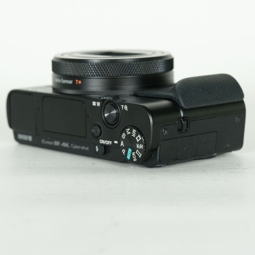 SONY Cyber-shot DSC-RX100M7 SONY Cyber-shot DSC-RX100M7