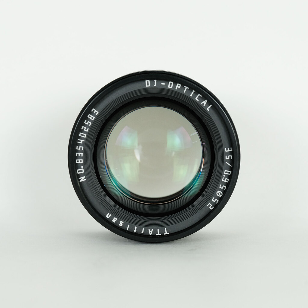 銘匠光学 TTArtisan 35mm F0.95 C (フジフイルムX用) ブラック×シルバー