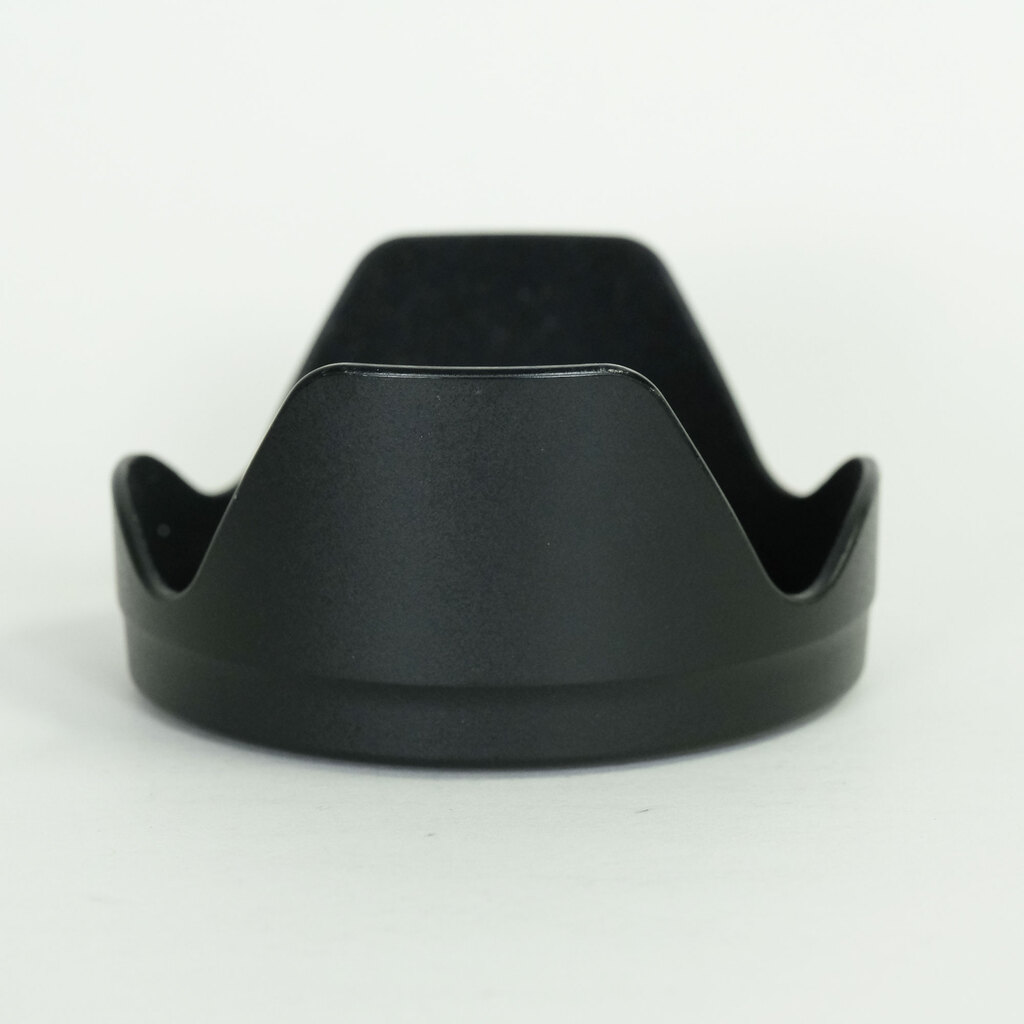 Canon EF-S15-85mm F3.5-5.6 IS USM