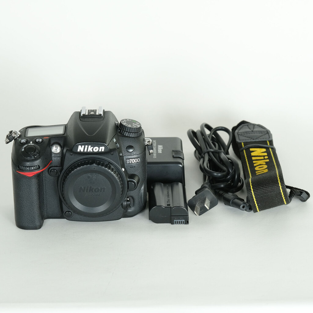 Nikon D7000