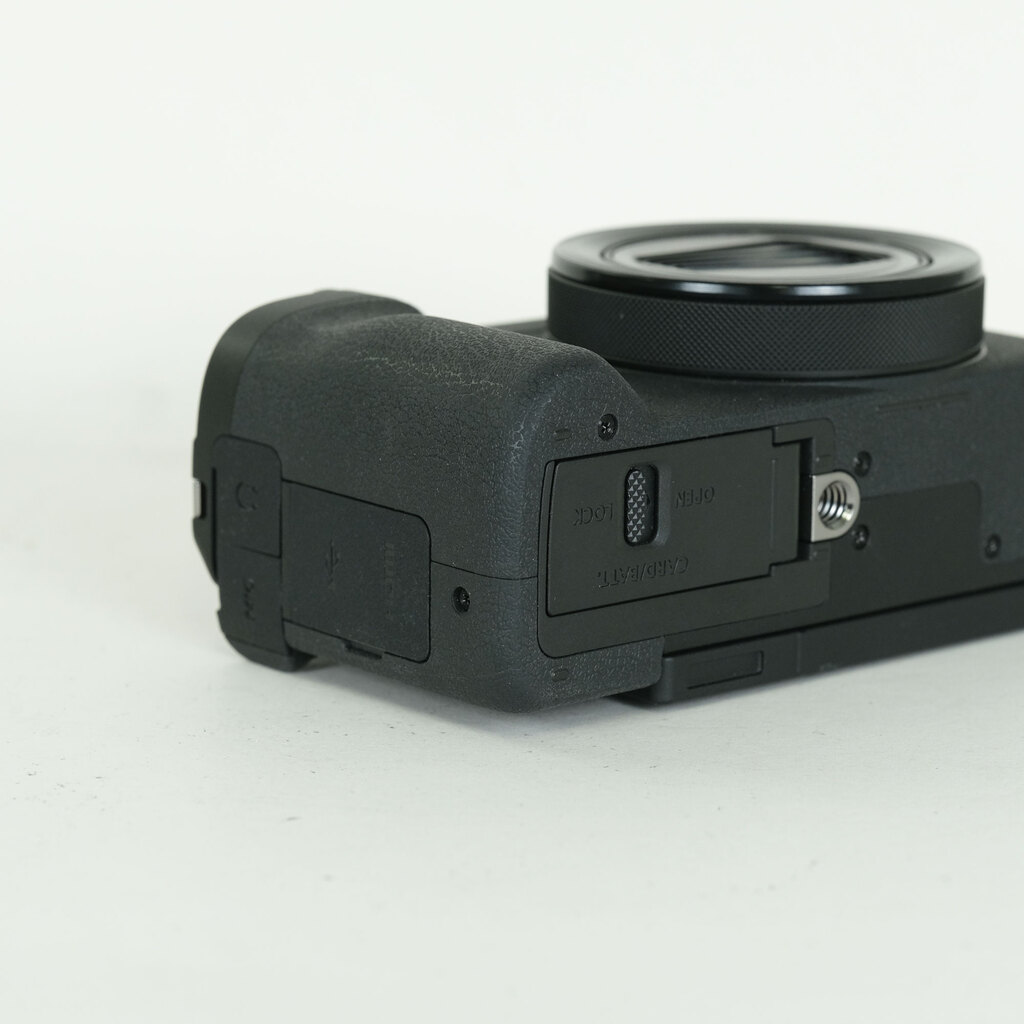 Canon PowerShot V1