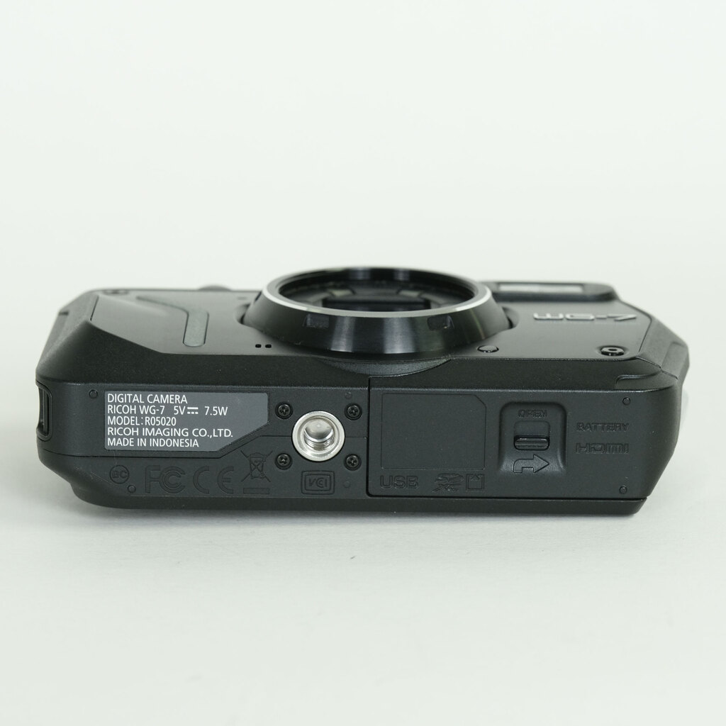 RICOH WG-7 ブラック