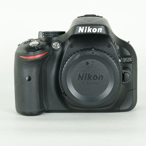 Nikon D5200 ボディ ブラックの出品 | ONE SCENE（ワンシーン）