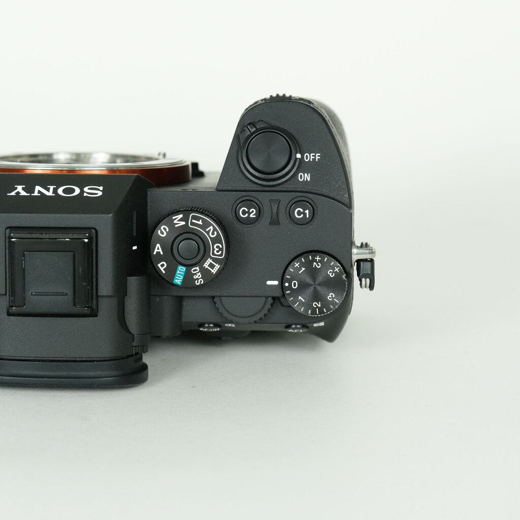 SONY α7R III(ILCE-7RM3) SONY α7R III(ILCE-7RM3)
