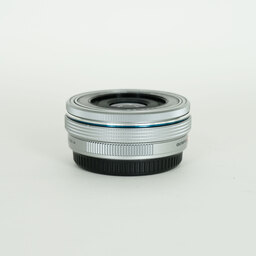 OLYMPUS M.ZUIKO DIGITAL ED 14-42mm F3.5-5.6 EZ シルバー