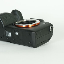 SONY α7 IV(ILCE-7M4) SONY α7 IV(ILCE-7M4)