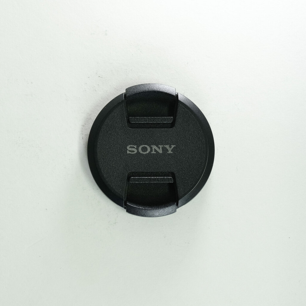 SONY E 35mm F1.8 OSS SEL35F18