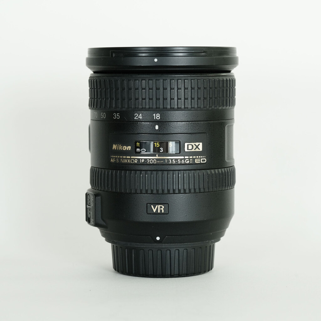 Nikon AF-S DX NIKKOR 18-200mm F3.5-5.6G ED VR II