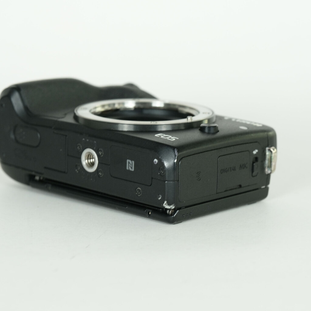 Canon EOS M3 ボディ ブラック