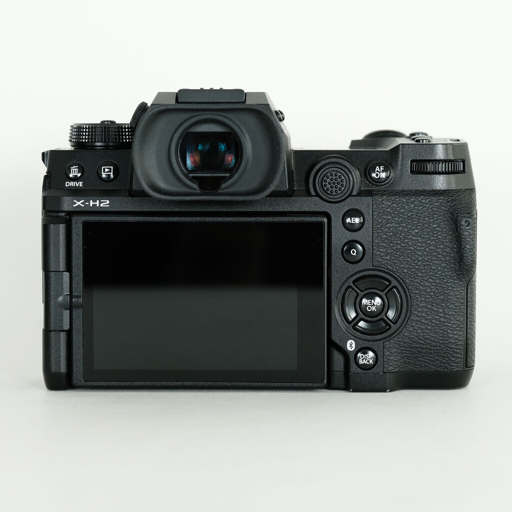 FUJIFILM X-H2