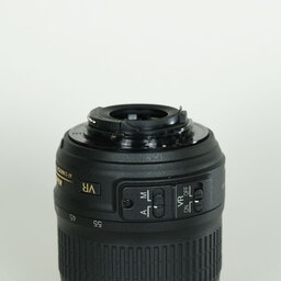 Nikon AF-S DX NIKKOR 18-55mm F3.5-5.6 G VR