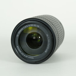 Nikon AF-P DX NIKKOR 70-300mm f/4.5-6.3G ED VR Nikon AF-P DX NIKKOR 70-300mm f/4.5-6.3G ED VR