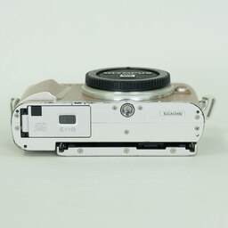 OLYMPUS PEN E-PL10