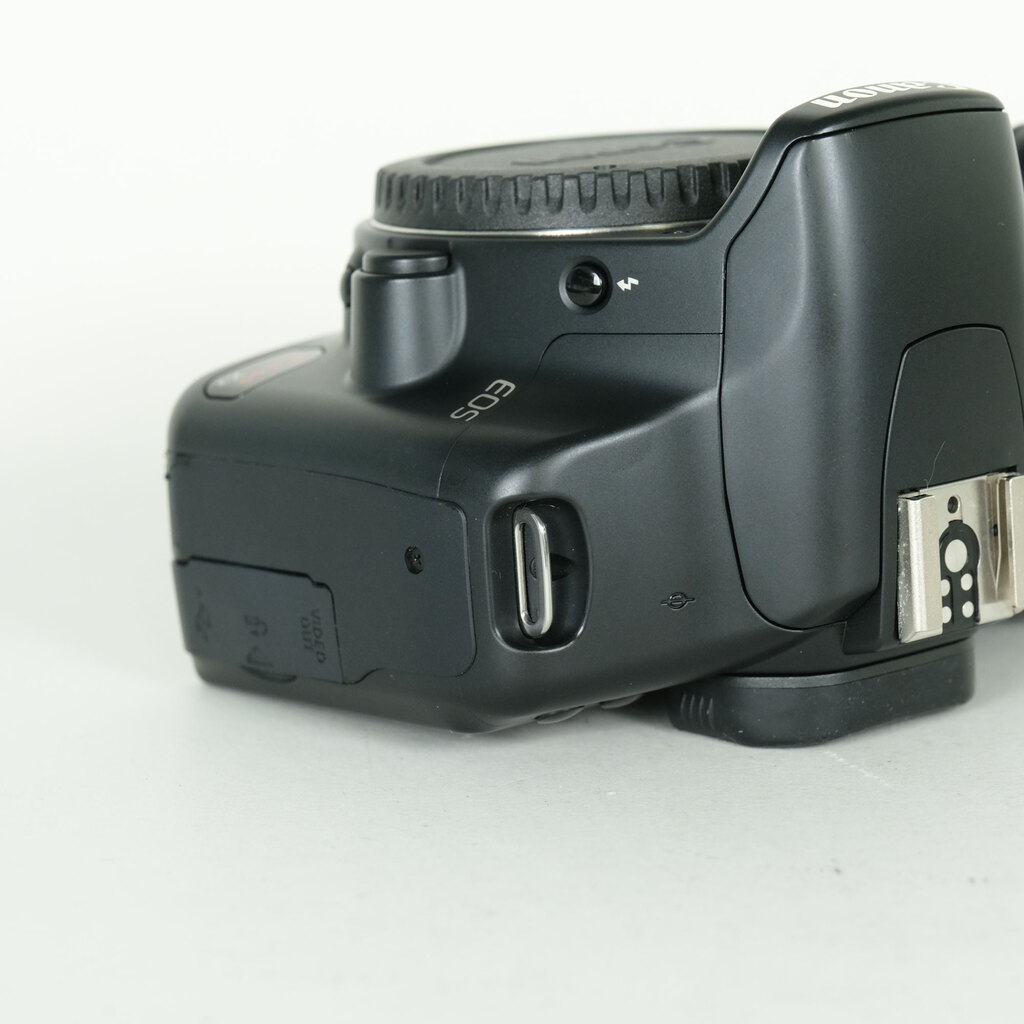 Canon EOS Kiss X2 ボディの出品 | ONE SCENE（ワンシーン）