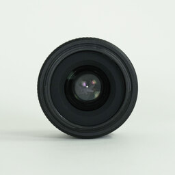 Nikon AF-S DX NIKKOR 35mm f/1.8G Nikon AF-S DX NIKKOR 35mm f/1.8G