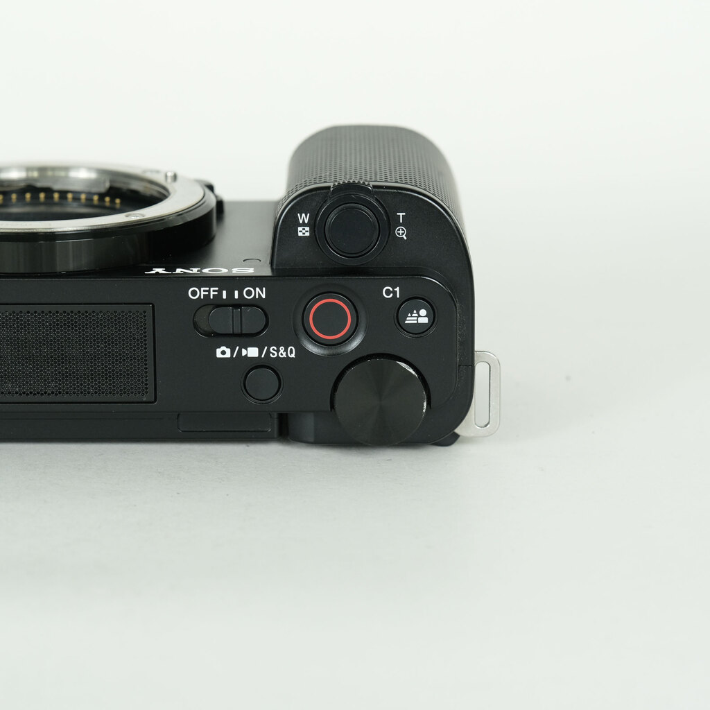 SONY VLOGCAM ZV-E10 SONY VLOGCAM ZV-E10