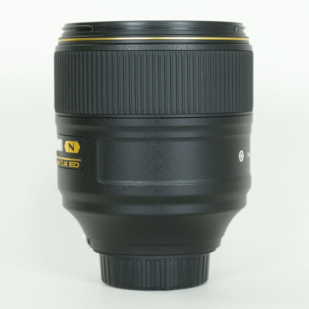 Nikon AF-S NIKKOR 105mm f/1.4E ED Nikon AF-S NIKKOR 105mm f/1.4E ED