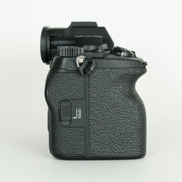 SONY α7 IV(ILCE-7M4) SONY α7 IV(ILCE-7M4)