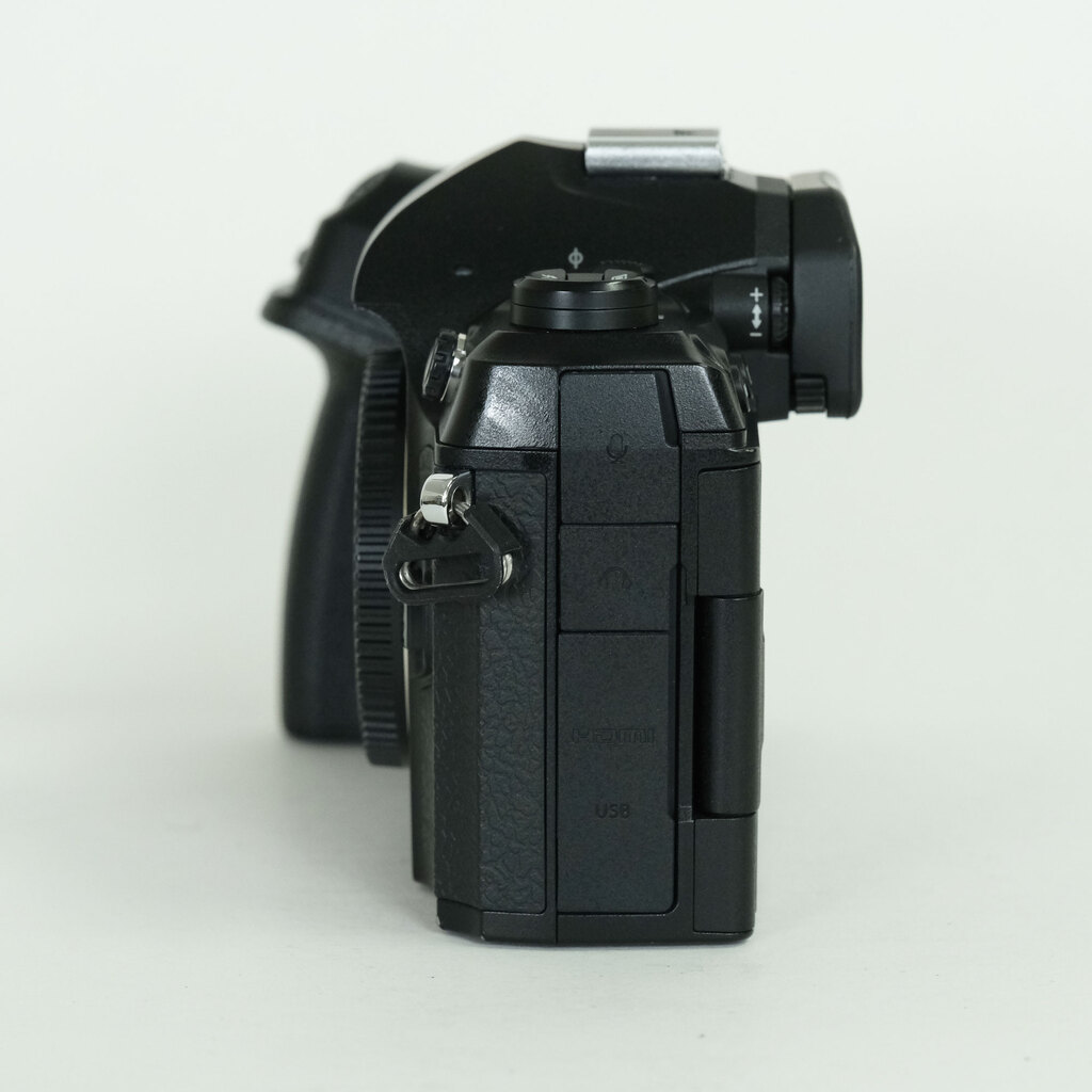 OM SYSTEM OM-1 Mark II